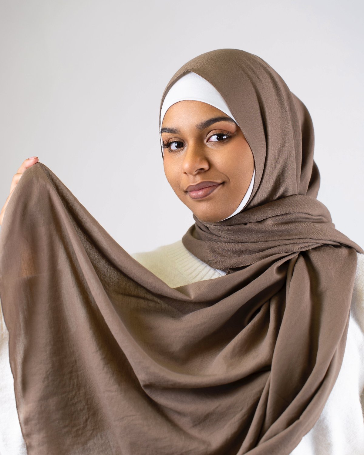 Hijab Scarf "Warm Brown" Helsinki Suomi