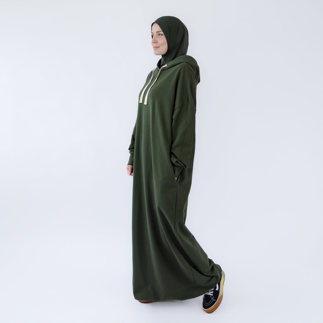 Мусульманское платье макси в стиле спортивная абая -  "Khaki Oasis"