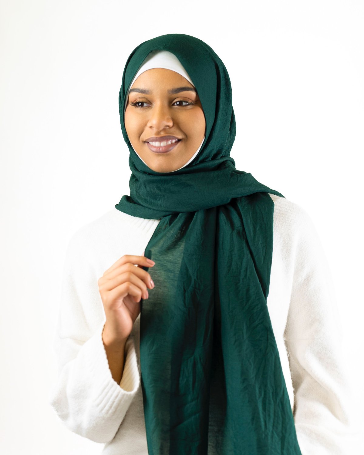 Hijab Scarf "Deep Emerald" Helsinki Suomi 6