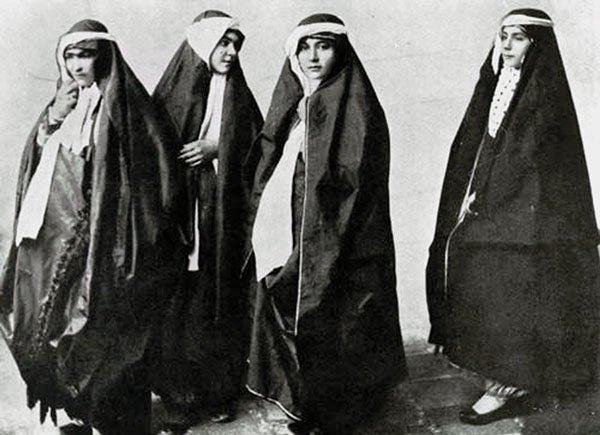 Why Do Muslim Women Wear the Hijab?